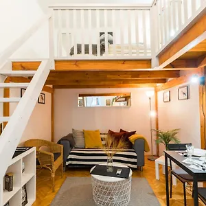 Apartamento Lovely Little Loft Studio Near Astoria - Ac, Budapest